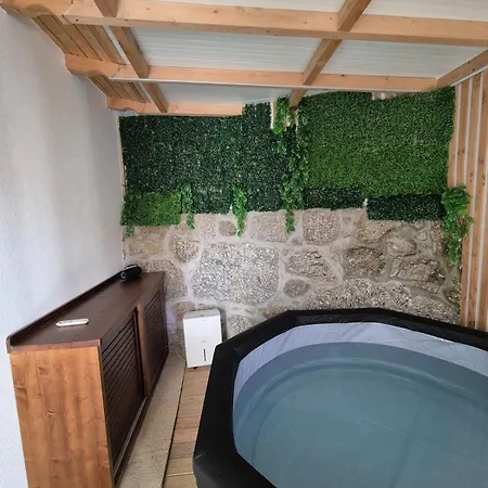 Casa Da Mexieira Em Vakantiehuis Ponte da Barca